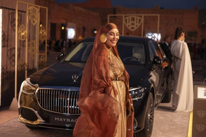 14 créatrices marocaines ont interprété le thème Sahara, héritage en couture lors du Caftan Week 2025.