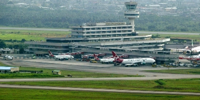 L'Aéroport International Nmamdi Azikiwe , Abuja.