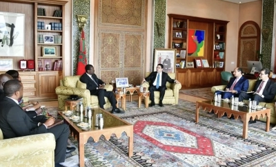 Nasser Bourita s'entretenant avec Musalia Mudavadi