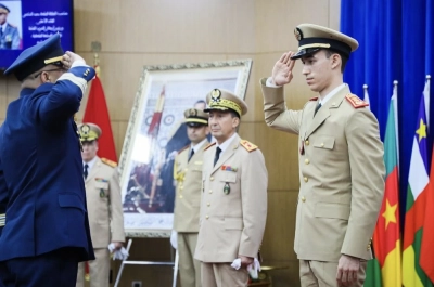SAR le Prince Héritier Moulay El Hassan présidant la cérémonie de sortie de la 25e promotion du Cours Supérieur de Défense et de la 59e promotion du Cours État-Major