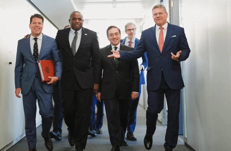 Sefcovic rencontre Lammy, Albares et Picardo à Bruxelles pour tenter de finaliser l'accord sur Gibraltar