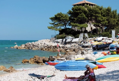 Une plage de Porto-Novo, ville portuaire et la capitale du Bénin.