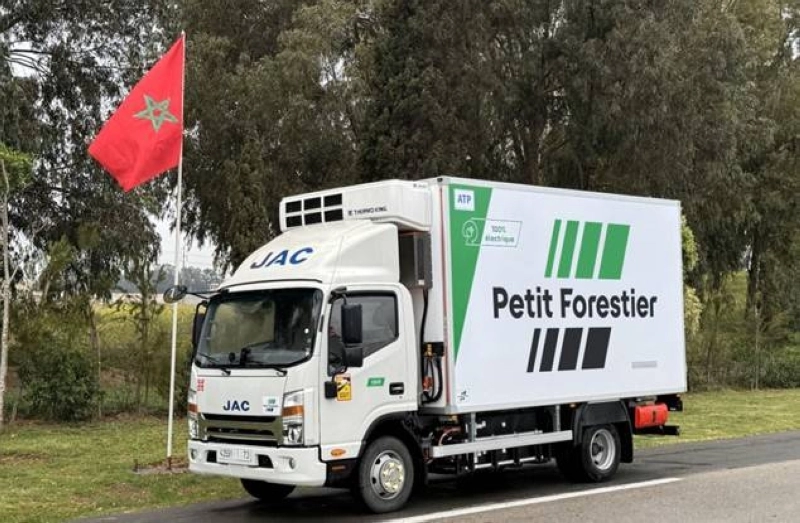 Petit Forestier met en circulation le 1er poids lourd frigorifique 100% électrique au Maroc.
