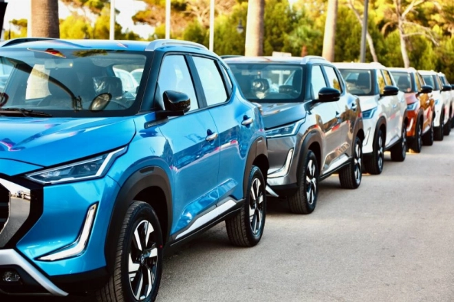 Le Nissan Magnite est disponible en 4 vesrions Visia, Acenta BVM, Acenta BVA et TeKna.