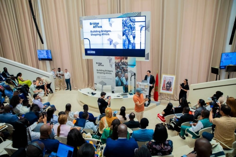 Le Bridge Africa Summit 2025 a réuni à Benguerir 130 jeunes de 25 pays africains pour repenser les politiques publiques.