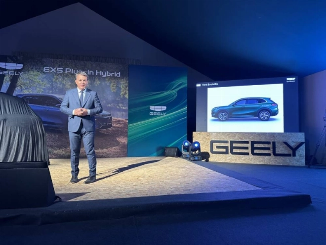 Sébastien Nicolas, DG Geely Maroc, lors de la conférence de presse. Auto Expo 2025 Casablanca.