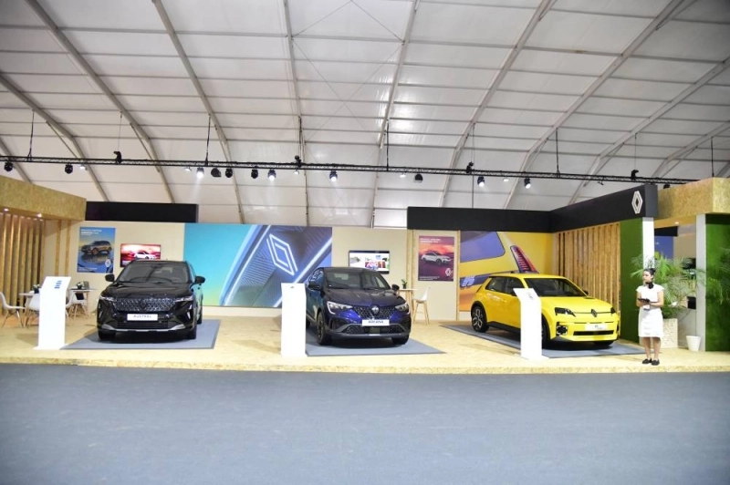 Le stand électrifié de Renault- Auto Expo 2025.