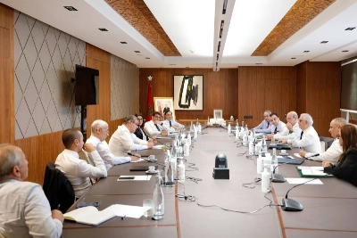 Vue de la réunion de la présidence de la majorité du 30 septembre 2025