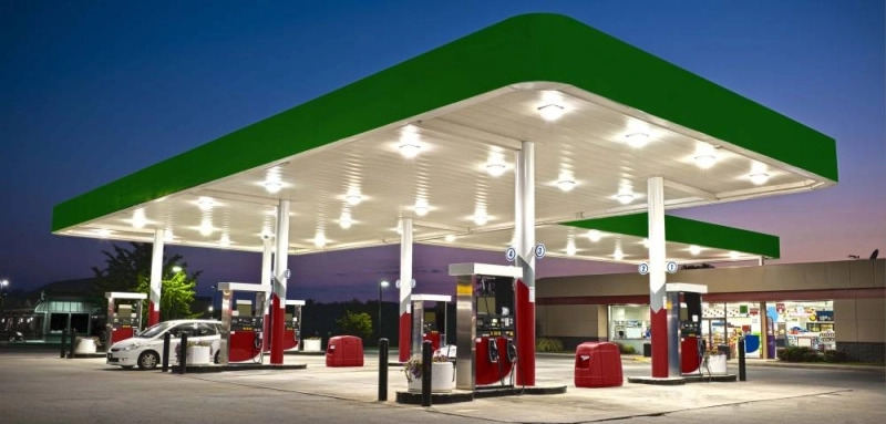 Les gérants de stations-service menacent d’une grève nationale pour dénoncer l’inaction des autorités face au marché informel des carburants.