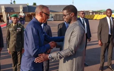 Le Président sénégalais Bassirou Diomaye Faye et son homologue du Rwanda Paul Kagame