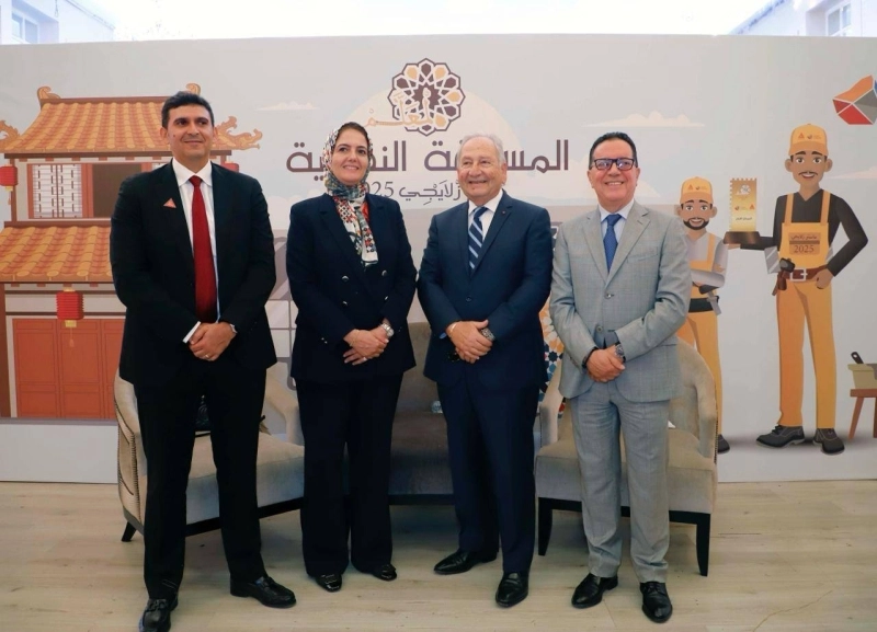 a quatrième édition du Master Zlayji a rassemblé 44 finalistes issus de plus de 20 villes marocaines, après une vaste tournée de formation qui a permis à 1 200 carreleurs de se perfectionner aux techniques de pose et aux normes professionnelles.