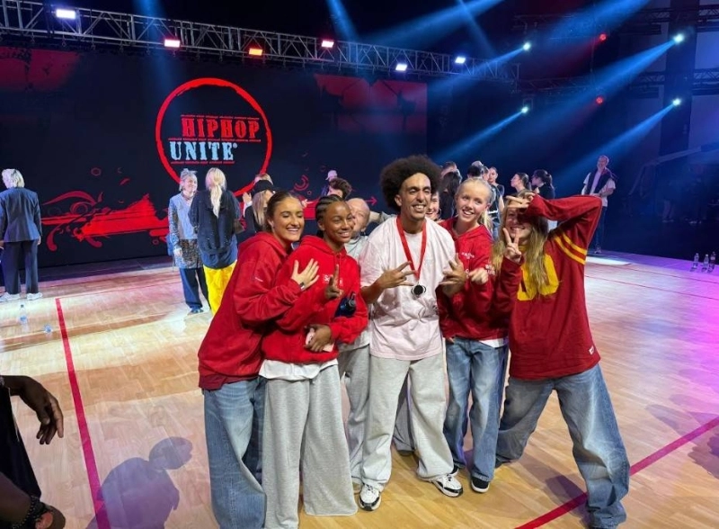 Jaouad Zinid et Ayoub Gara ont livré une performance électrisante lors des Hip Hop Unite World Championships 2025 à Prague.