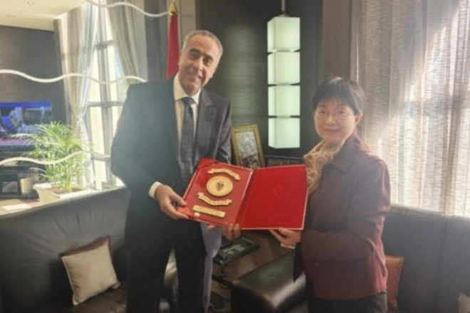 Abdellatif Hammouchi recevant l'ambassadrice de Chine à Rabat, Yo Jinsong