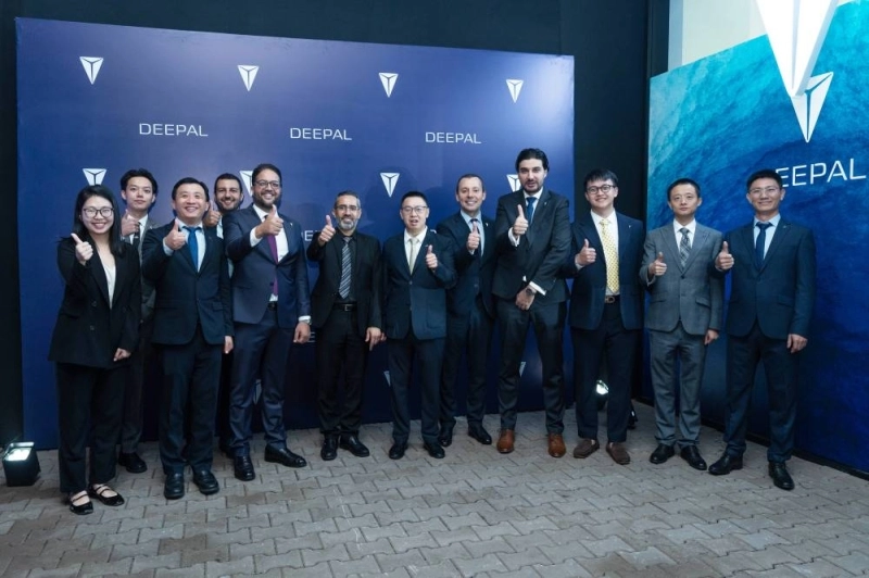 L'équipe de la marque DEEPAL lors de l'inauguration de son 1er showroom à Casablanca.
