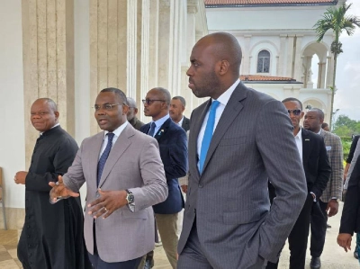 Le ministre gabonais de l’Économie numérique, de la Digitalisation et de l’Innovation, Mark-Alexandre Doumba, a effectué le dimanche 9 novembre une mission officielle en Guinée équatoriale, où il a rencontré son homologue, Honorato Evita Oma.