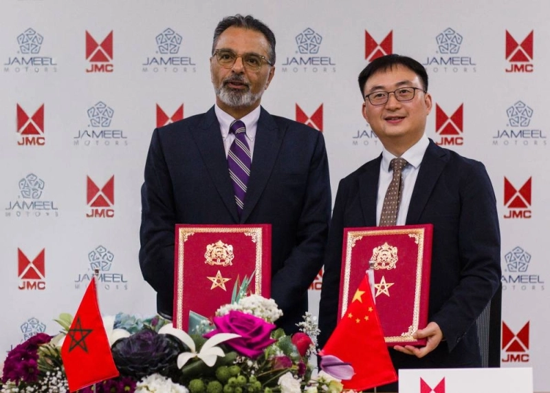 Signature d'accord entre Jameel Motors et Jiangling Motors Corporation (JMC).