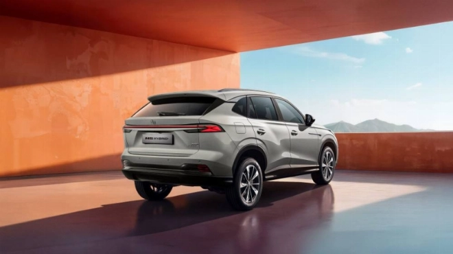 Le nouveau MG HS Hybrid+ est disponible à partir de 269 000 DHS.