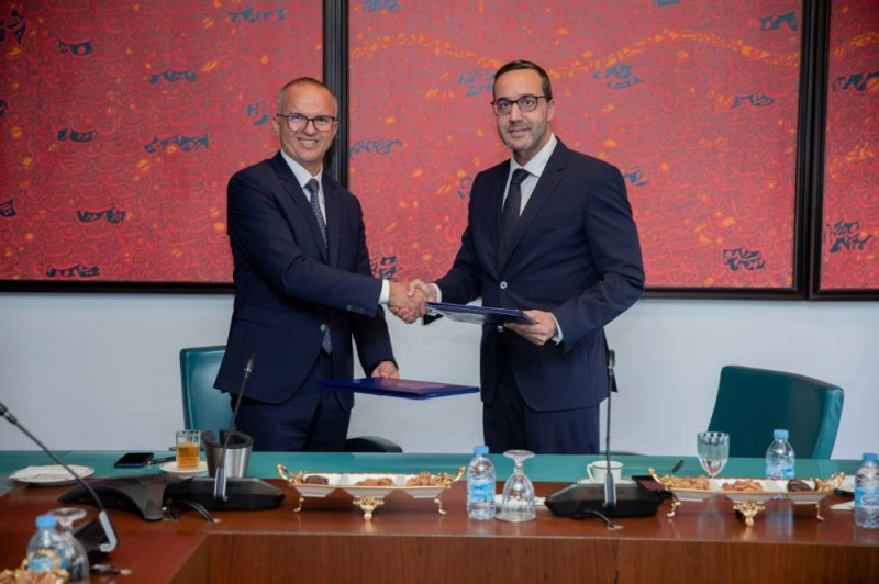 Attijariwafa bank et le groupe ISCAE scellent un partenariat stratégique pour renforcer les compétences des jeunes et accélérer leur insertion professionnelle.