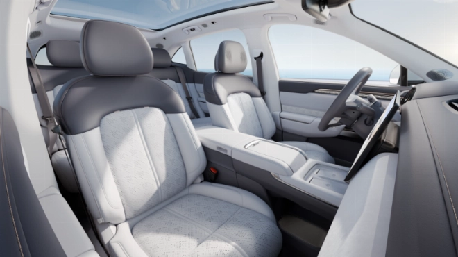 L'habitacle du Zeekr 7X offre l'espace d'un SUV grand format.