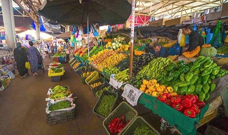 Le citoyen impliqué dans le contrôle du marché en signalant les abus
