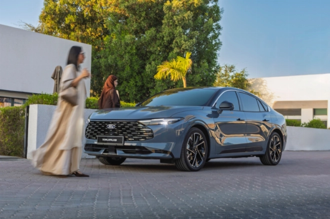 Ford Taurus.
