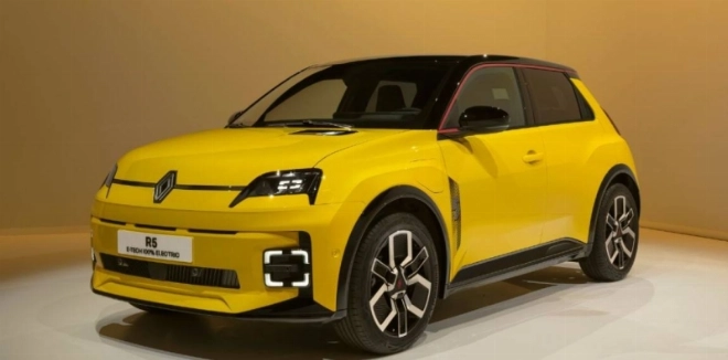 Nouvelle R5 électrique.