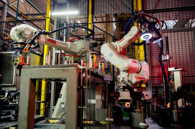 Renault Group mise sur l'automatisation pour affronter la compétition mondiale.