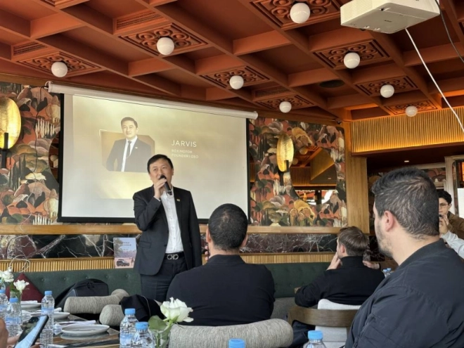 Jarvis, Rox Motor Founder lors de la conférence de presse tenue le 30 mars 2026 à Casablanca.