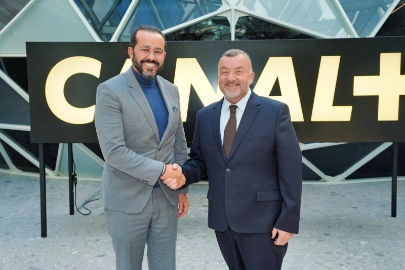 Avec Izi Driver Maroc, le Maroc mise sur un partenariat stratégique avec Canal+ pour promouvoir son offre golfique à l’international et renforcer son attractivité touristique.