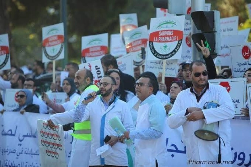 "Ouvrir le capital, fermer des officines", la hantise des pharmaciens
