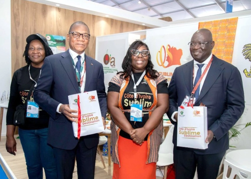 Le ministre de l’Agriculture, du Développement rural et des Productions vivrières, Bruno Nabagné Koné, accompagné du ministre délégué chargé des Productions vivrières, Bernard Kini-Comoé, à Meknès,