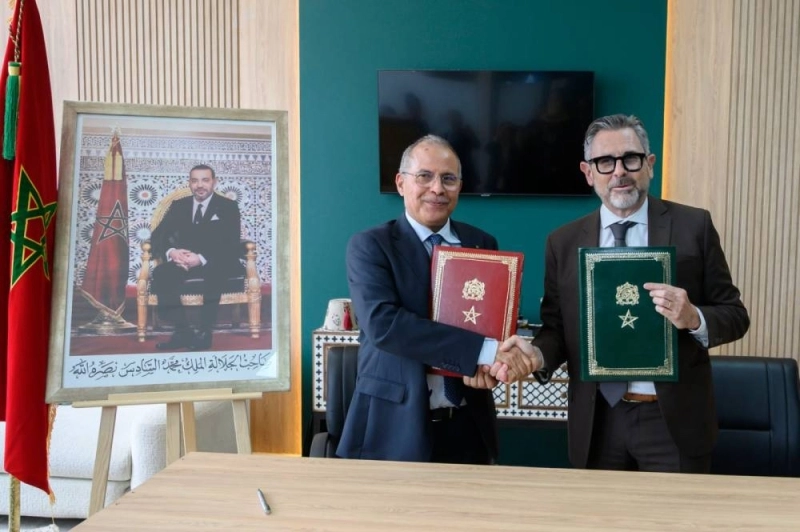 À l'occasion du SIAM 2026, Stellantis Maroc et le Crédit Agricole du Maroc signent une alliance stratégique pour révolutionner le transport en milieu rural.