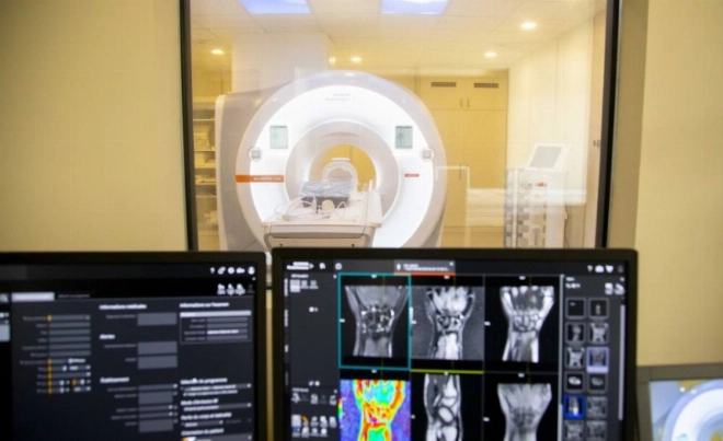 Centres de rééducation, gériatrie, biotechnologies et médecine de pointe : Benguerir veut progressivement s’imposer comme un nouveau hub médical et scientifique au Maroc.