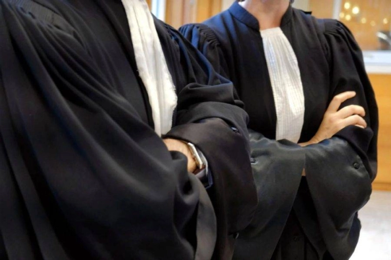 Le front des avocats divisé ?