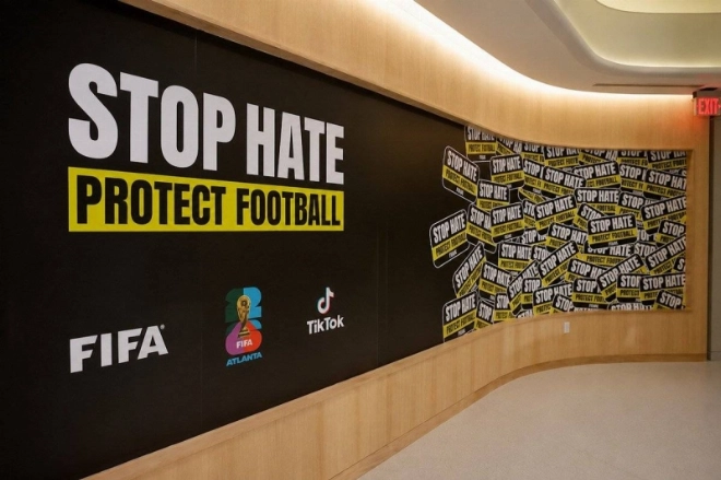 Stop à la haine, une campagne lancée par la FIFA