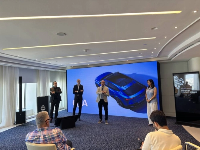 L'équipe Renault Maroc lors de la conférence de presse du nouveau Rafale le 2 juillet 2026 à Rabat.