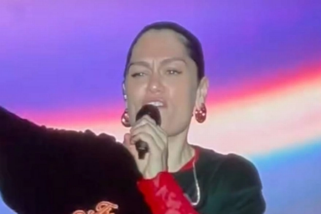 Une présence scénique XXL Jessie J illumine Jazzablanca.