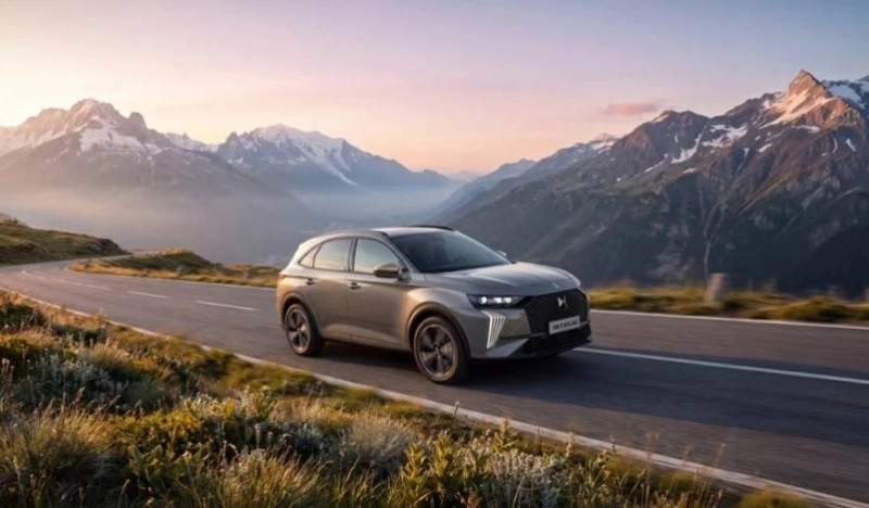 DS 7 Édition ATLAS est proposée ) partir de 419.900 DH.