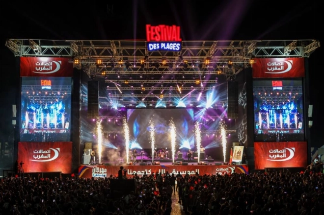 Plus de 670 000 festivaliers ont célebré la Fête du Trône à M'diq lors de la 22ᵉ édition du Festival des Plages Maroc Telecom.