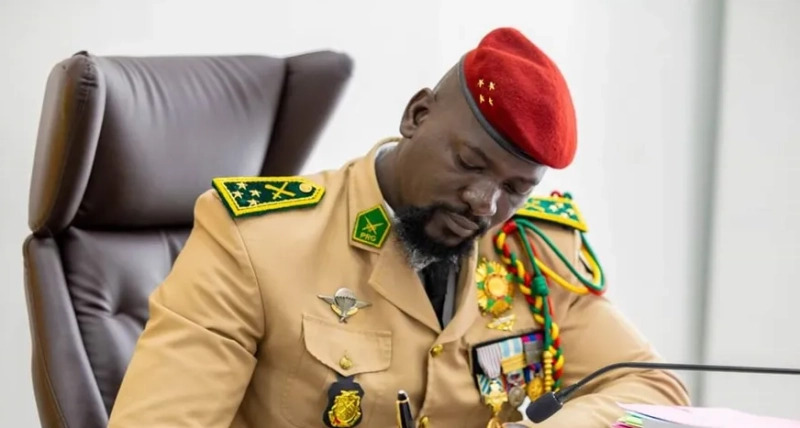 Le président guinéen Mamadi Doumbouya