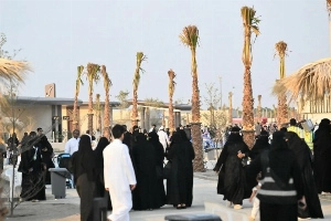 ومن المتوقع أيضًا هطول أمطار خفيفة إلى متوسطة على أجزاء من مناطق الرياض والمنطقة الشرقية ومكة المكرمة. (واس)