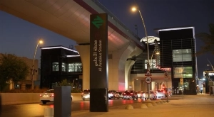 شكل نظام النقل العام في الرياض علامة فارقة عاطفية في محطة الأندلس بعد الترحيب بأول طفل يولد على شبكة مترو الرياض. (صورة أرشيفية)