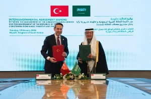 Saudi Energy Minister Prince Abdulaziz bin Salman signed on behalf of Saudi Arabia, while Turkish Minister of Energy and Natural Resources Alparslan Bayraktar signed for Türkiye.