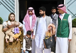 Pakistani conjoined twins arrive in Riyadh for separation assessment