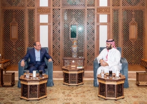 Crown Prince Mohammed bin Salman and Egyptian President Abdel Fattah El-Sisi meet over an Iftar meal in Jeddah.