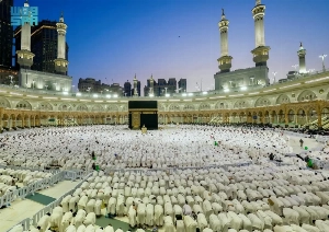 The General Authority for the Care of the Affairs of the Two Holy Mosques announced that the total number of visitors to the Grand Mosque in Makkah and the Prophet’s Mosque in Madinah reached 43,840,961during the first 10 days of Ramadan.