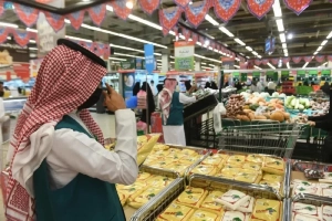 The Ministry of Municipalities and Housing announced that more than 20,000 field inspection tours were carried out during the first ten days of the holy month of Ramadan across Makkah, Madinah, Jeddah, and Taif.