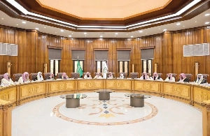 The General Secretariat of the Saudi Council of Senior Scholars praised the brave acts of the military and security forces in safeguarding the security of the country and its people, as well as in repelling aggression.