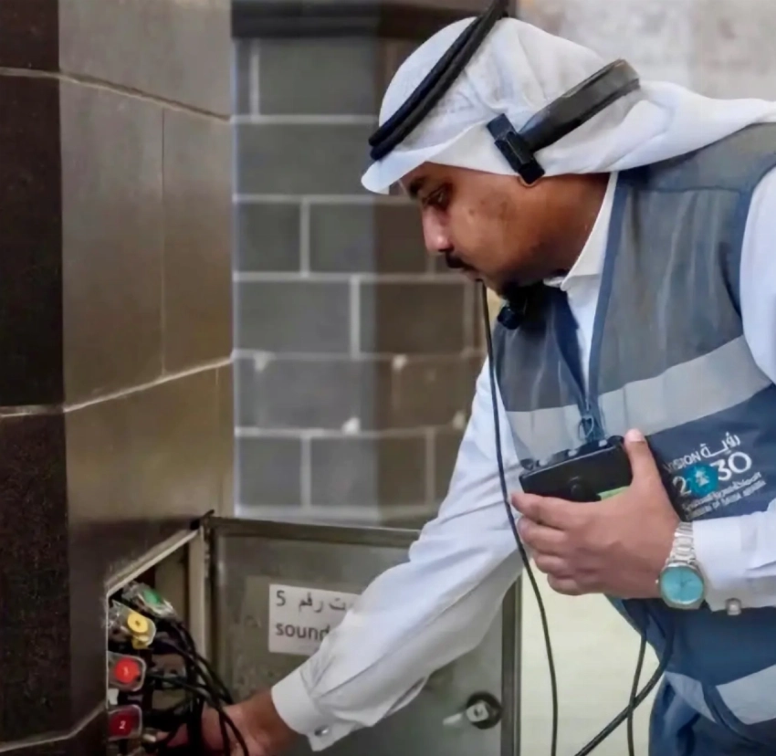 More than 260 speakers and advanced audio system deployed across Grand Mosque