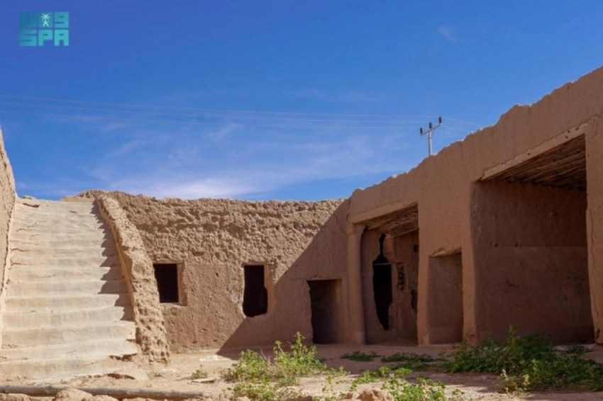 Lina: A timeless village etched in stone along the Darb Zubaida